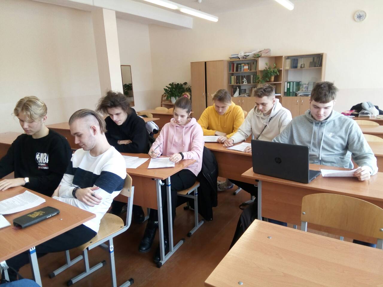 Языковой тренинг для старшеклассников «Секреты русского языка»